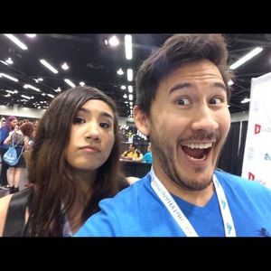 Meet your Posher, Ariana