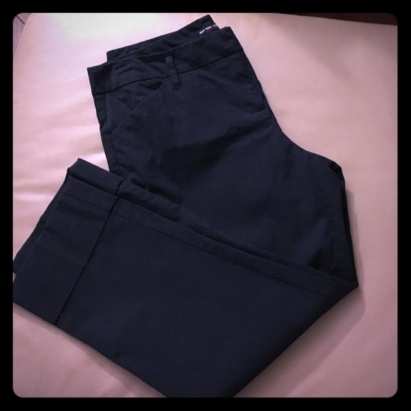 New York & Co. Stretch Capris