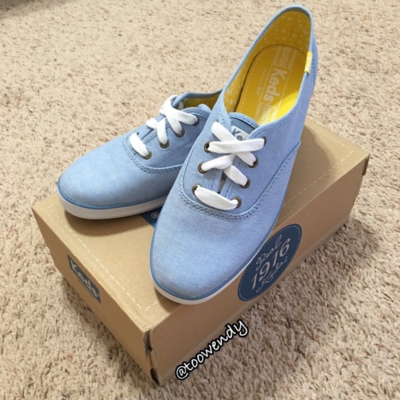 keds chambray