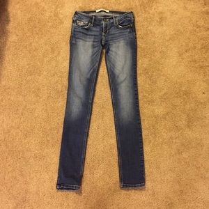 Hollister jeans