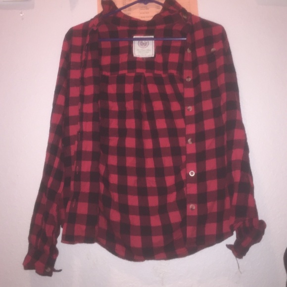 Red and black checker flannel - Picture 1 of 1
