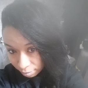 Meet your Posher, Leah