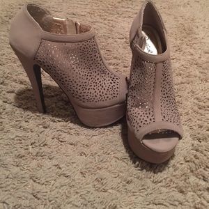peep toe taupe heels