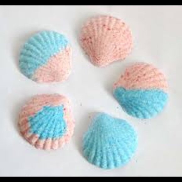 BATH BOMBS - Picture 2 of 3