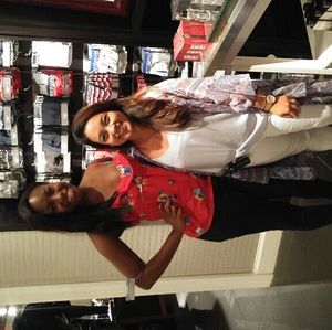 Meet your Posher, Shae