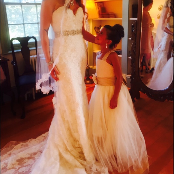ONE OF A KIND $10K dollar wedding dress!!