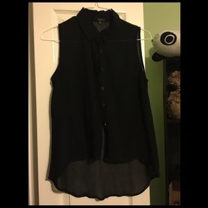 High low no sleeves button up