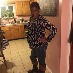 Meet your Posher, Cornellie lumena