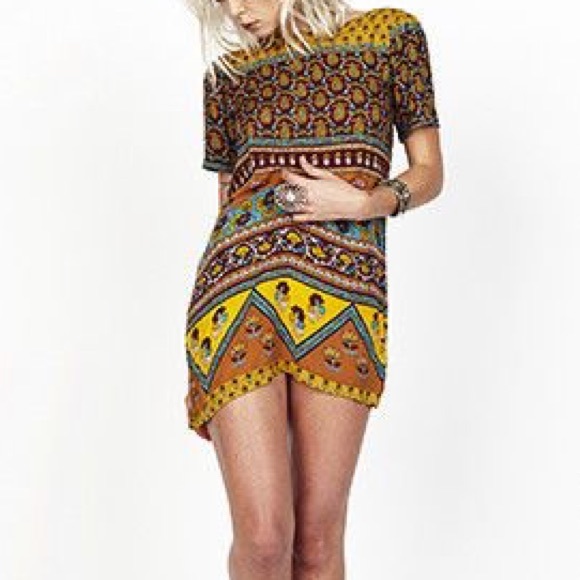 novella royale roadie dress