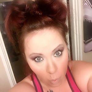 Meet your Posher, Christal