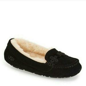UGG black moccasins AUTHENTIC NEW