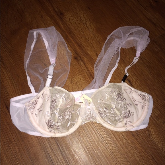 Victoria's Secret tulle bra NWT