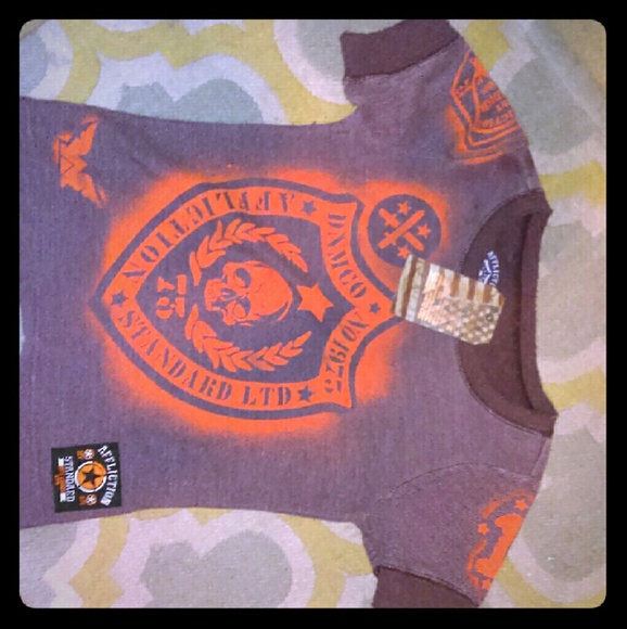 Sinful sweater like short sleeve small