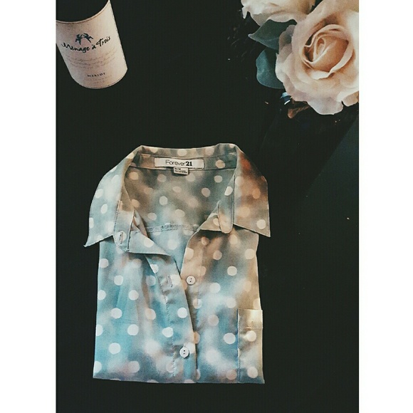 F21 knotted crop top