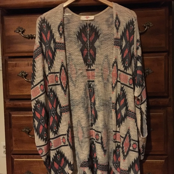 SOLD Free in bundle - Picture 3 of 4