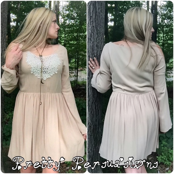 CLEARANCE‼️ Bell Sleeve & Crochet Baby Doll  Dress - Picture 3 of 4