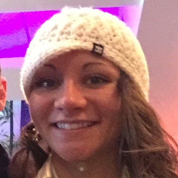 Meet your Posher, Christina