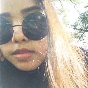 Meet your Posher, Marissa