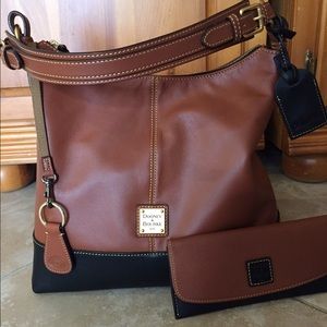 Authentic Dooney & Bourke Purse w/ Wallet