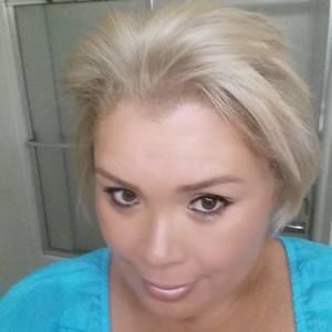 Meet your Posher, Liz