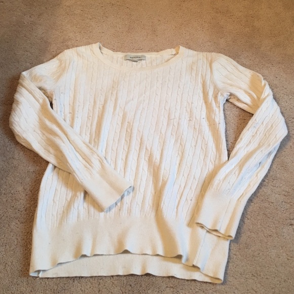 Merona brand sweater, size Medium.