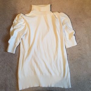 Puffy sleeve turtleneck sweater