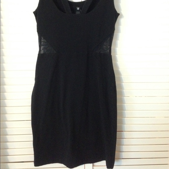 Beautiful black dress DIVIDED by H&M box 1 - Picture 2 of 4