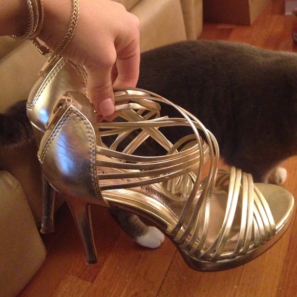 Open-toe Heels - Picture 2 of 4