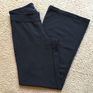 Athleta yoga pants