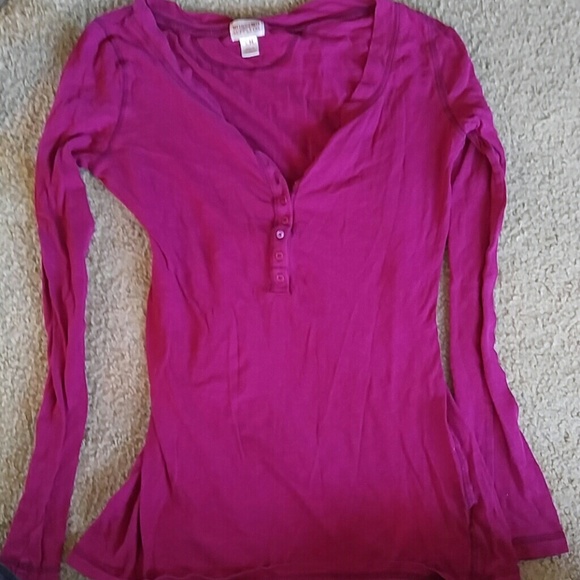 Mossimo long sleeve shirt