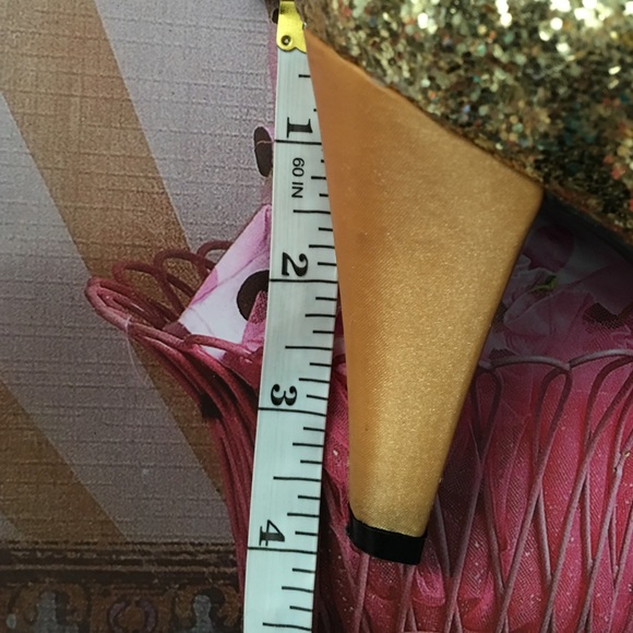 Rislto💕Gold Sparkly Platforms💕💛💜 - Picture 3 of 4