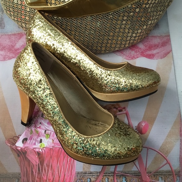 Rislto💕Gold Sparkly Platforms💕💛💜 - Picture 4 of 4