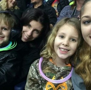 Meet your Posher, Kim