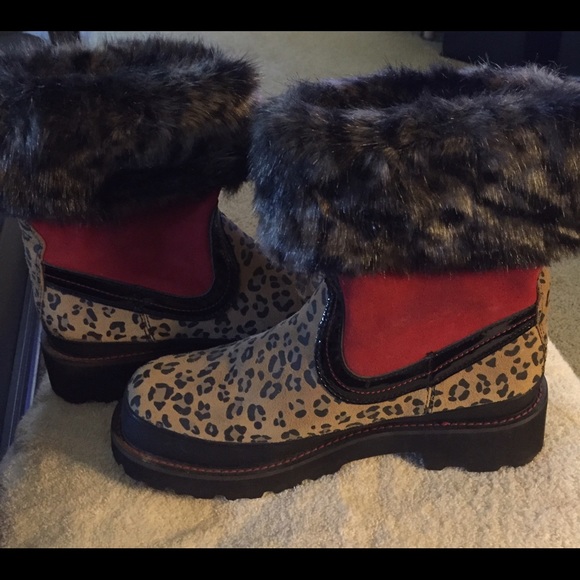 Fat baby sassy leopard and black & red ariat boots