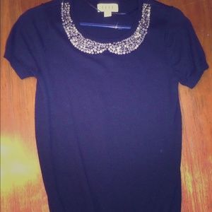 Sweater blouse shirtsleeves embellished neckline