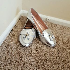 NWT must have silver metallic loafers!