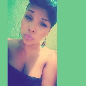 Meet your Posher, Yajaira