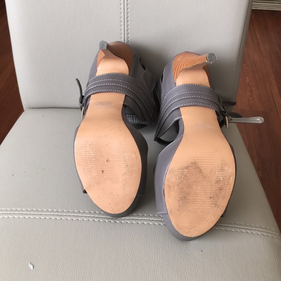 Grey pair of Fredrick's of Hollywood heels - Picture 2 of 2