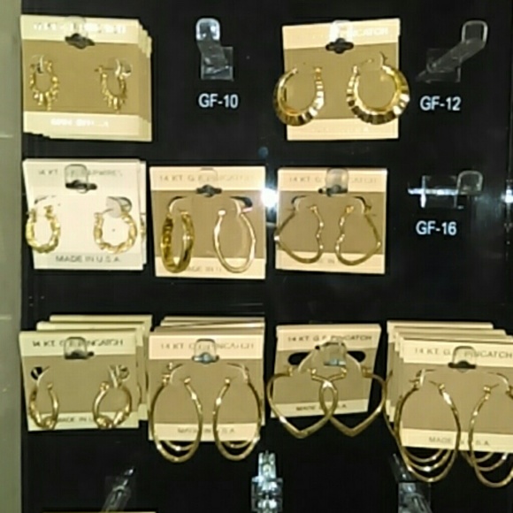 Earrings - Picture 1 of 1