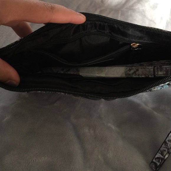 Never used clutch bag - Picture 2 of 2