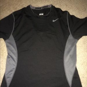 Nike pro workout shirt size Medium