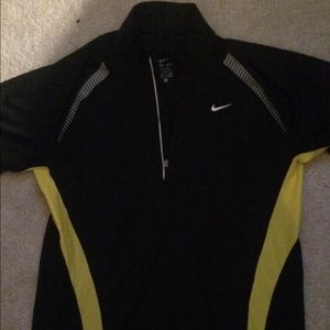 Medium Nike dri-fit running quarter zip up