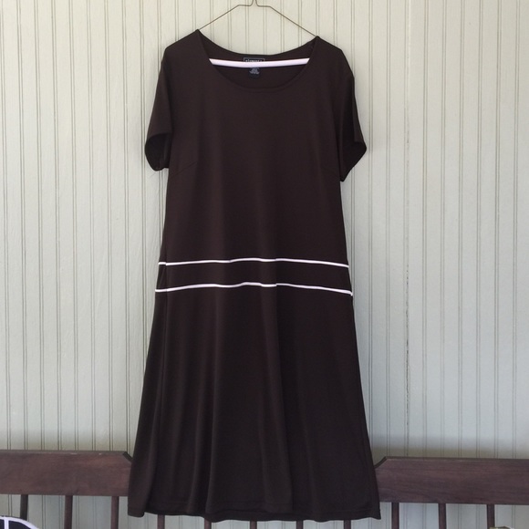 Brown polyester dress