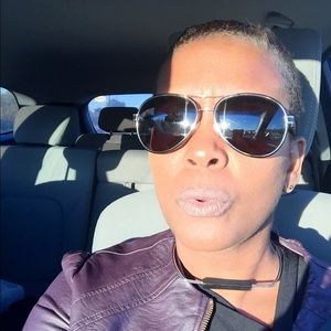 Meet your Posher, Tonya