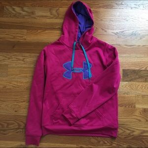 Under armour sweatshirt
