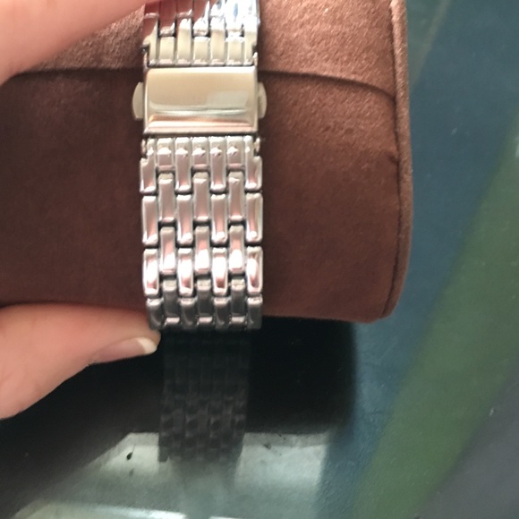 mk watch - Picture 2 of 3