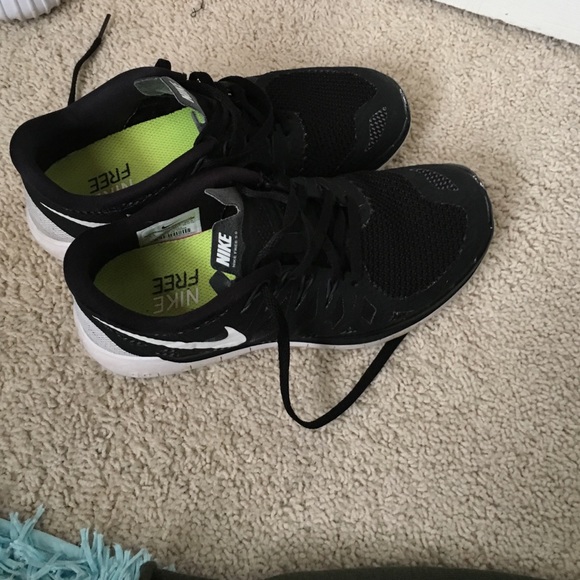 Nike free runs