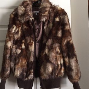 G by Giuliana Rancic faux fur