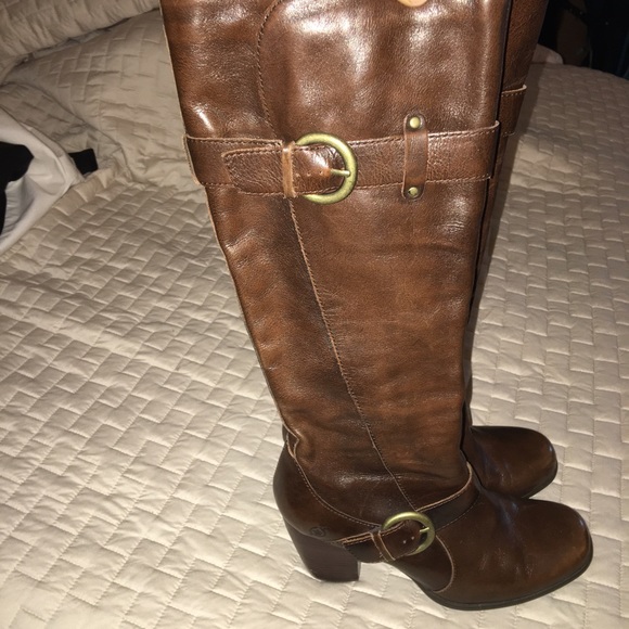 Born tall boots