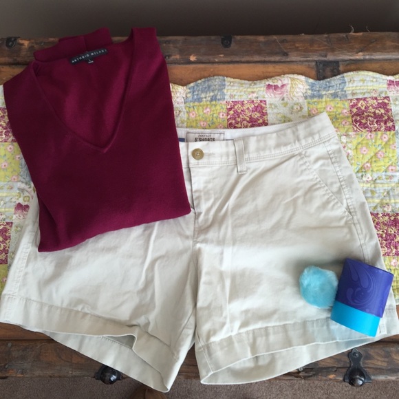 Old Navy Perfect 5" shorts